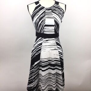 Linen Blend summer dress Size 0, B&W NY&Co Fitted